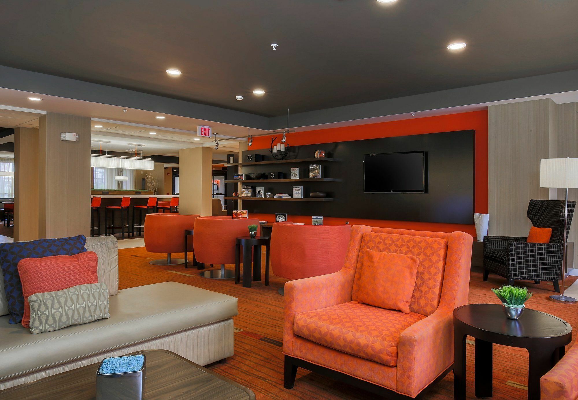 Courtyard By Marriott Topeka Exterior foto